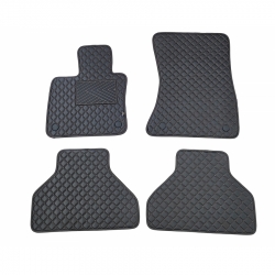 Odiniai kilimėliai QuiltyMats BMW X5 (E70) 2007-2013 (Juodos spalvos - Juodais dygsniais)