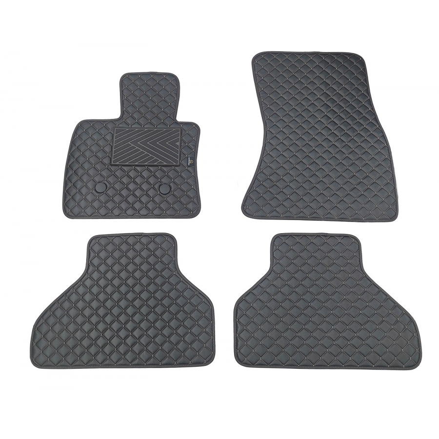 Odiniai kilimėliai QuiltyMats BMW X5 (F15) 2013-2018 (Juodos spalvos - Juodais dygsniais)